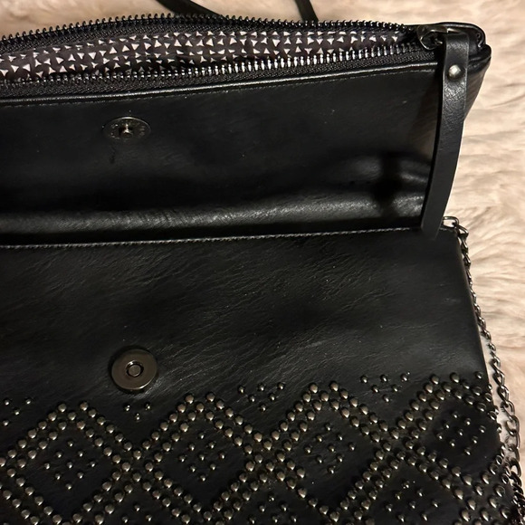 Antik Kraft studded clutch - Picture 4 of 9